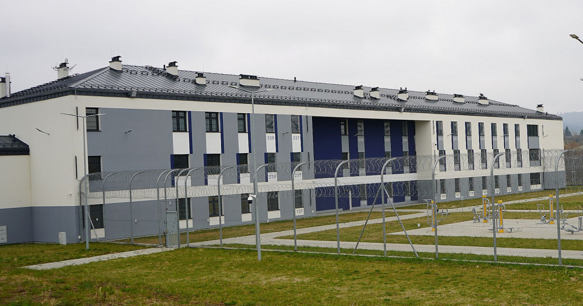 Służba Więzienna wraca do Sanoka. Nowoczesna jednostka oficjalnie otwarta [ZDJĘCIA]