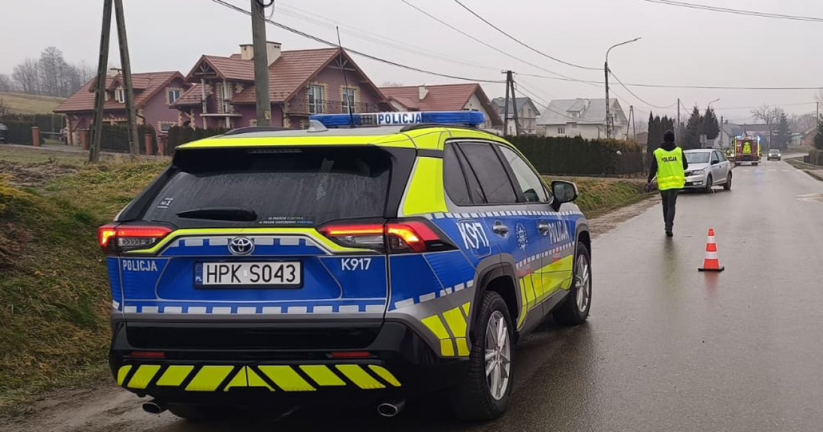 NIEBIESZCZANY: Tragedia na drodze. Nie żyje 76-letnia kobieta