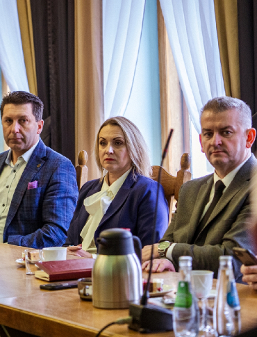 Bezpieczeństwo i rozwój regionu. Konwent Wójtów i Burmistrzów Powiatu Sanockiego [ZDJĘCIA]