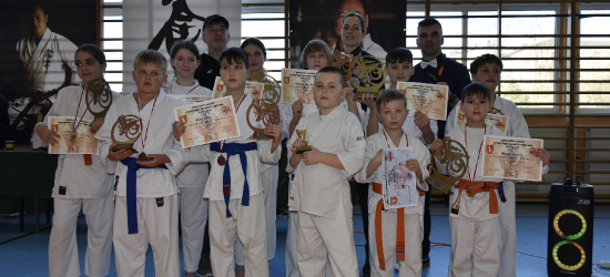 LESKO: Sukces karateków Atama Kumite.13 medali młodych wojowników