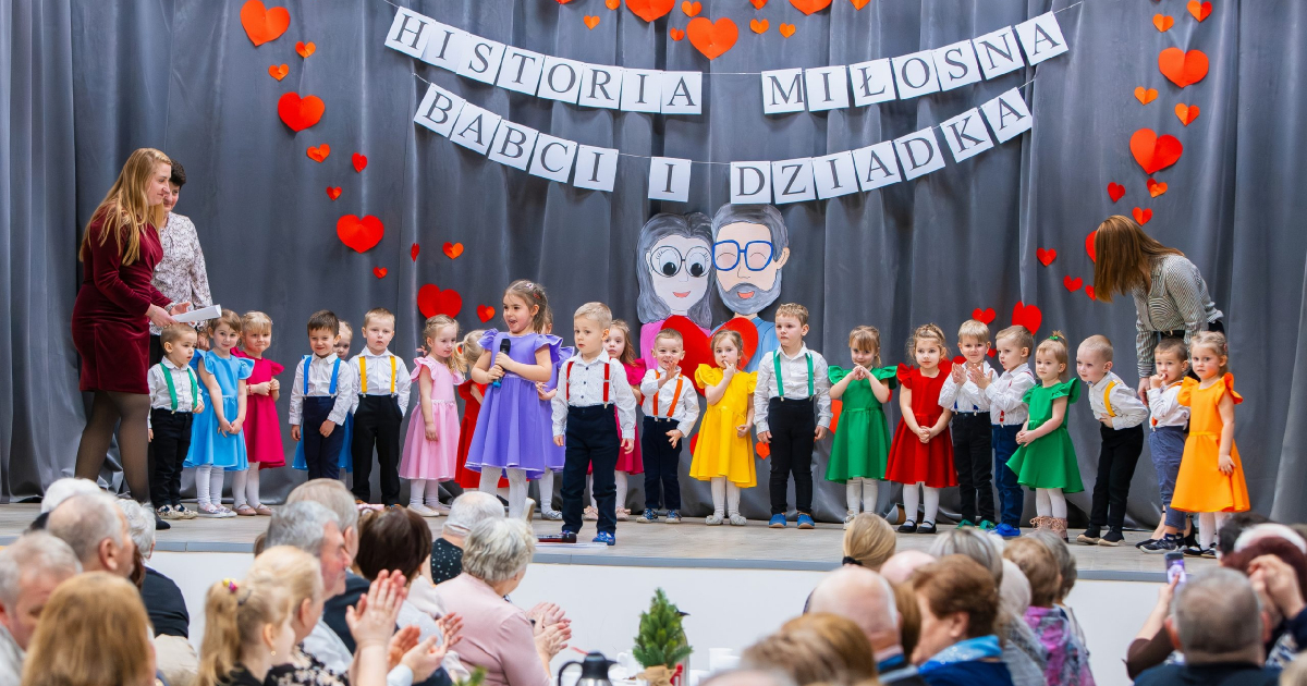 Dzień Babci i Dziadka w Nowosielcach. Wzruszająca uroczystość pełna euforii i wspomnień [ZDJĘCIA]