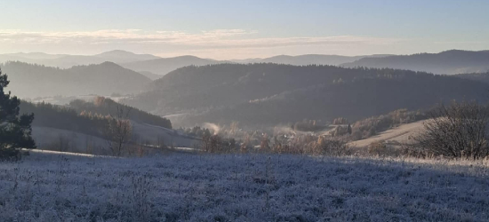 Listopadowe piękne poranki w Bieszczadach. Kto spał, niech zagląda (ZDJĘCIA)