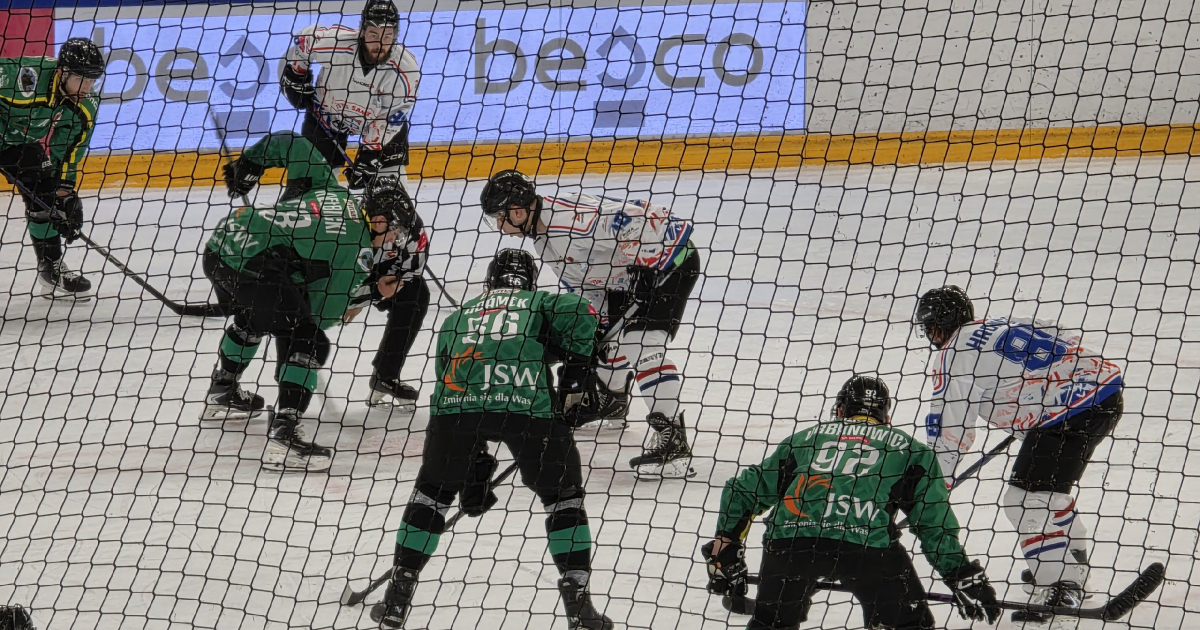 HOKEJ: STS Sanok przez cały czas bez przełamania. Dotkliwa porażka z GKS Jastrzębie