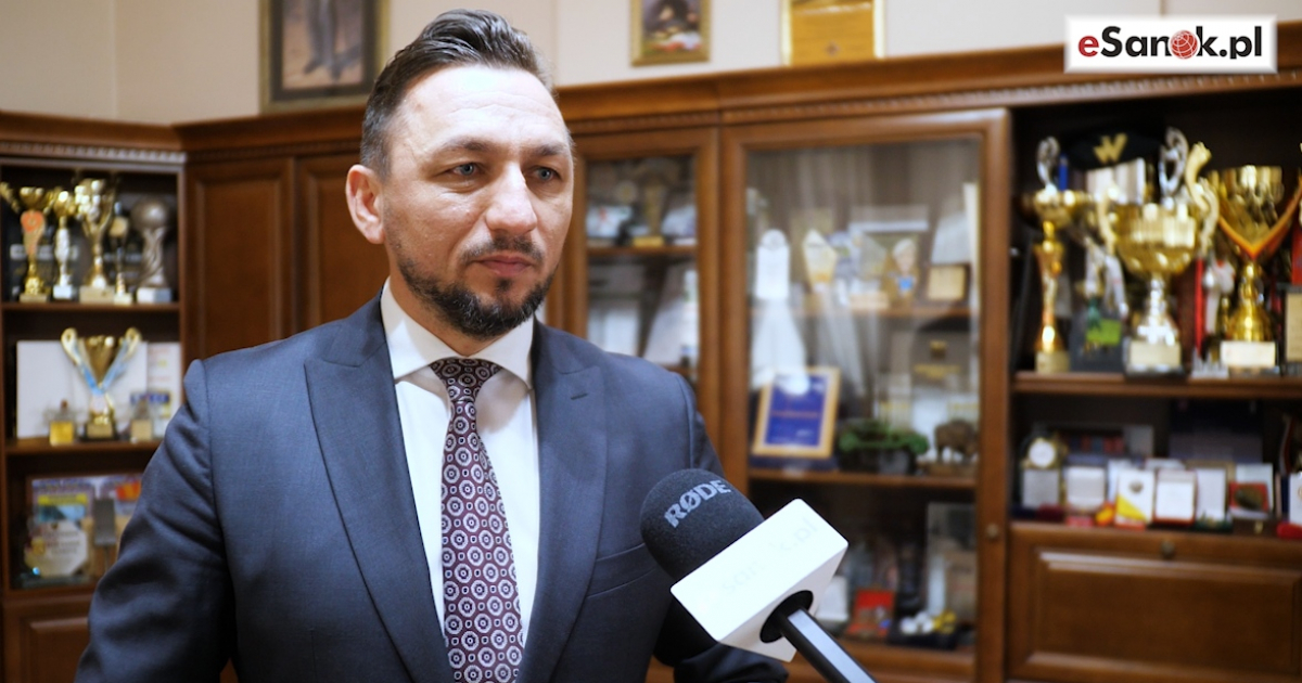 SANOK: Burmistrz Tomasz Matuszewski zawieszony przez prokuraturę. Wydał pilne oświadczenie