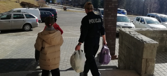 Policjanci z Leska zorganizowali zbiórkę darów (FOTO)