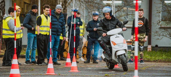 Wiedza, opanowanie i bezpieczeństwo. Za nami turniej motoryzacyjny [ZDJĘCIA]