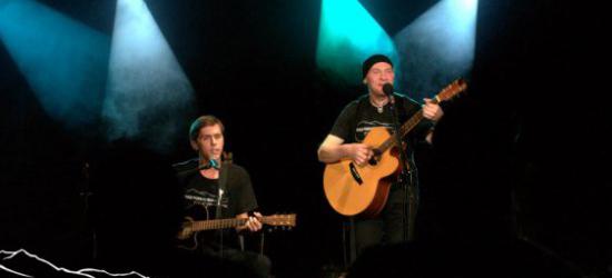 Poetycki wieczór w Jasiu Wędrowniczku. Koncert zespołu Nad Porami Roku