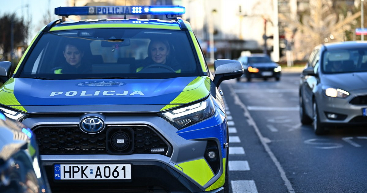 Świąteczne powroty na drogach. Policja apeluje o ostrożność