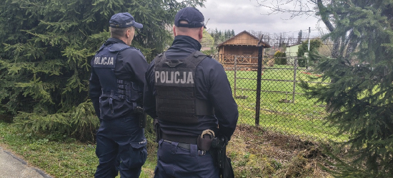 24-latek miał problemy z oddychaniem. Pomogli policjanci z Dydni!