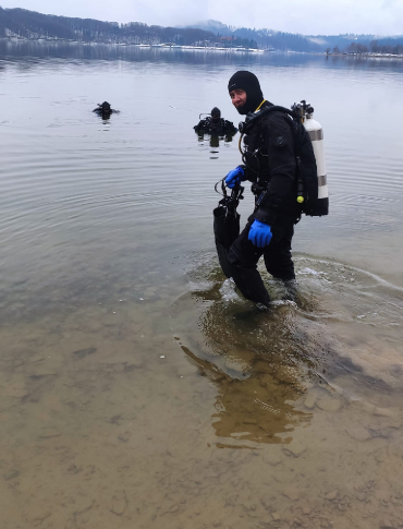 Podkarpaccy nurkowie szkolą się nad Jeziorem Solińskim [ZDJĘCIA]
