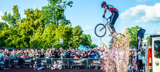„Rowerowa Przygoda” w sercu Bieszczadów! Rajdy, widowiska, pokazy i koncerty w Wańkowej