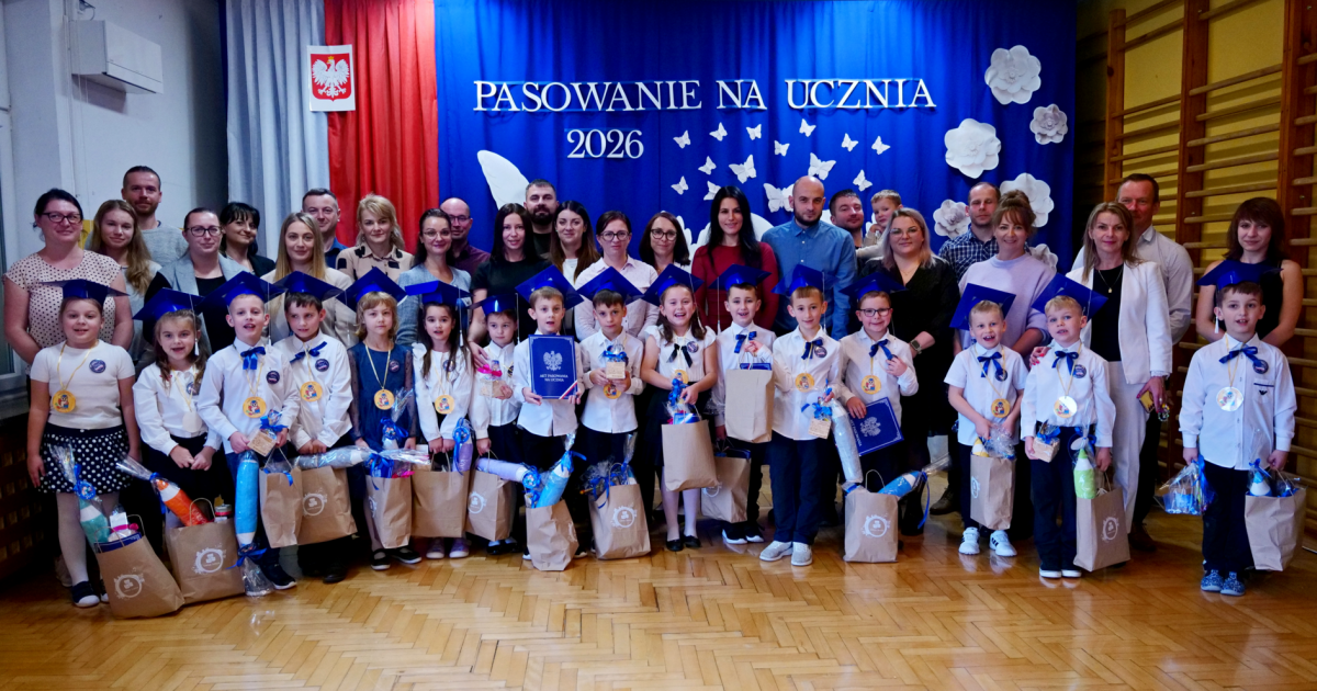 Uczniowie klas pierwszych z Gminy Sanok zostali pasowani na uczniów (ZDJĘCIA)