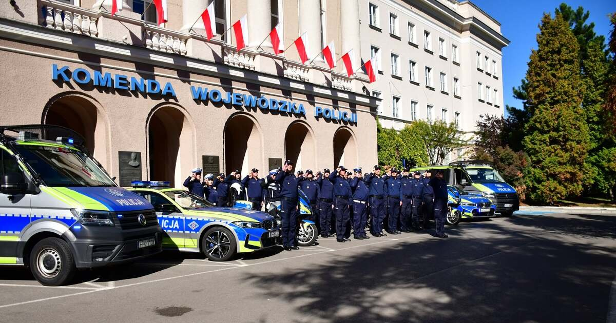 PODKARPACIE. Policyjne syreny uczciły pamięć podkom. Natana Sieronia [ZDJĘCIA]