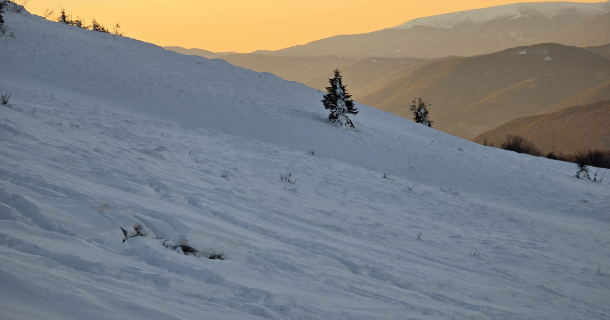 Zima w Bieszczadach nie odpuszcza. Pilny komunikat dla turystów