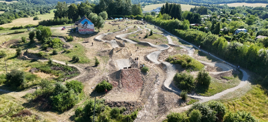 Przełom w sprawie „Prochowni” w Sanoku. Nadzór budowlany umarza postępowanie, co dalej z Bike Parkiem? [VIDEO]
