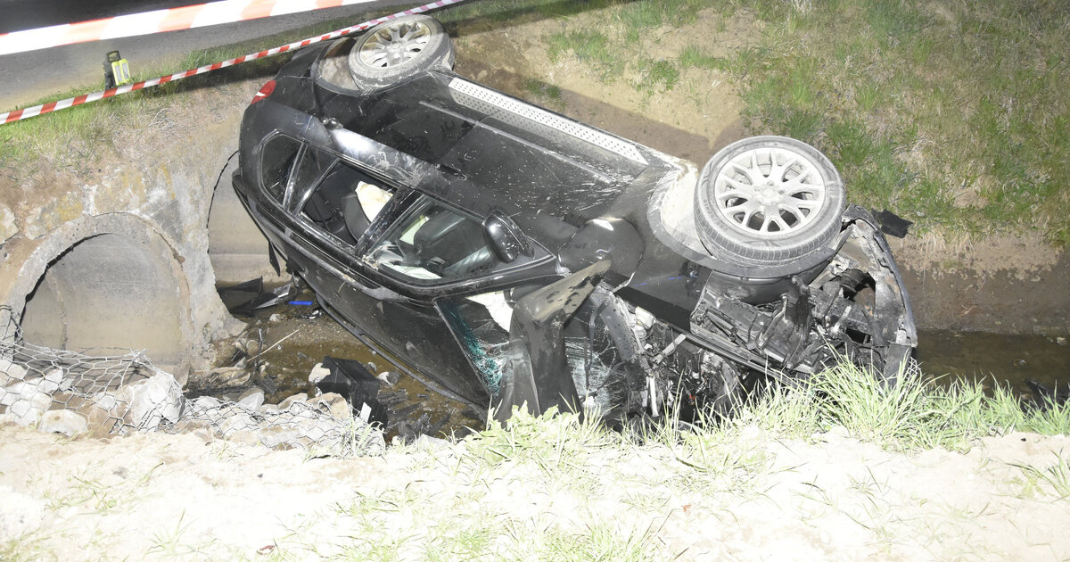 REGION: Dachowanie BMW. Pijany kierowca trafił do aresztu [ZDJĘCIA]