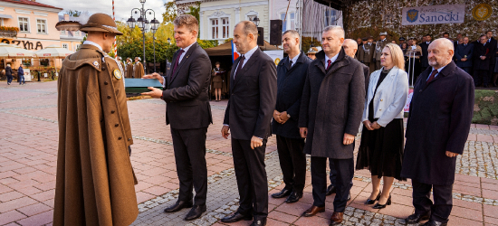 Święto 21. Batalionu Logistycznego w Sanoku. Wręczono liczne odznaczenia i medale