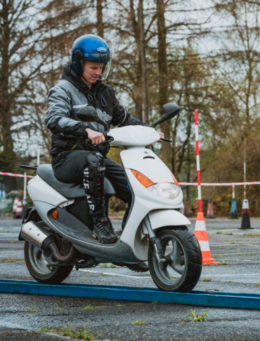 Wiedza, opanowanie i bezpieczeństwo. Za nami turniej motoryzacyjny [ZDJĘCIA]