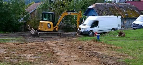 GMINA SANOK. Trwa budowa sieci wodociągowej w Trepczy [ZDJĘCIA]