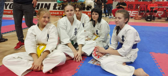 Deszcz medali dla Sanockiego Klubu Karate (ZDJĘCIA)