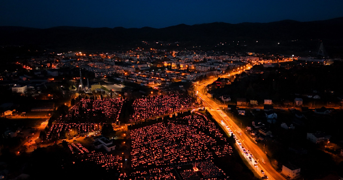 SANOK: Cmentarz Centralny z lotu ptaka [VIDEO, ZDJĘCIA]