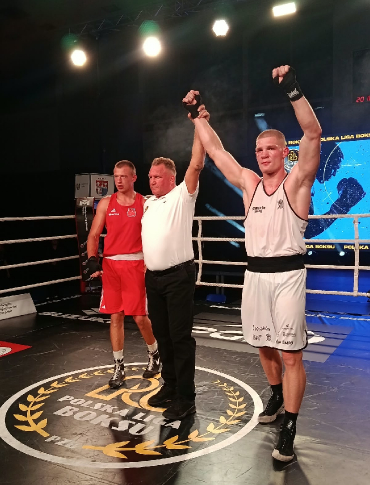 Adam Tutak z trzecią wygraną w Polskiej Lidze Boksu!