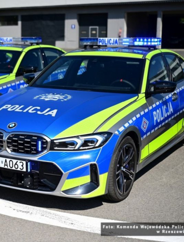 Nowe radiowozy BMW trafiły do podkarpackiej policji [VIDEO, ZDJĘCIA]