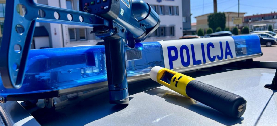 BIESZCZADY: Jechał 110 km/h w terenie zabudowanym. Stracił prawo jazdy