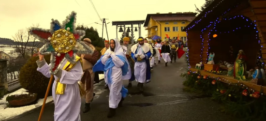 Orszak Trzech Króli w Pakoszówce (VIDEO)