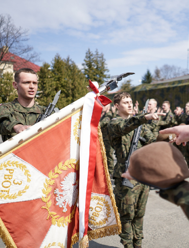 „Ja, żołnierz Wojska Polskiego…” Kolejni terytorialsi z Podkarpacia złożyli przysięgę [ZDJĘCIA]