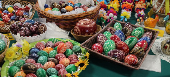Wystawa Wielkanocna. Piękne rękodzieła, smaczne jadło i tłumy odwiedzających! (ZDJĘCIA)