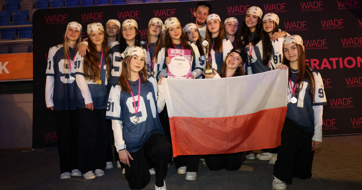 AT Dance z potrójnym Mistrzostwem Świata. Jasło, Krosno i Sanok na podium światowego tańca