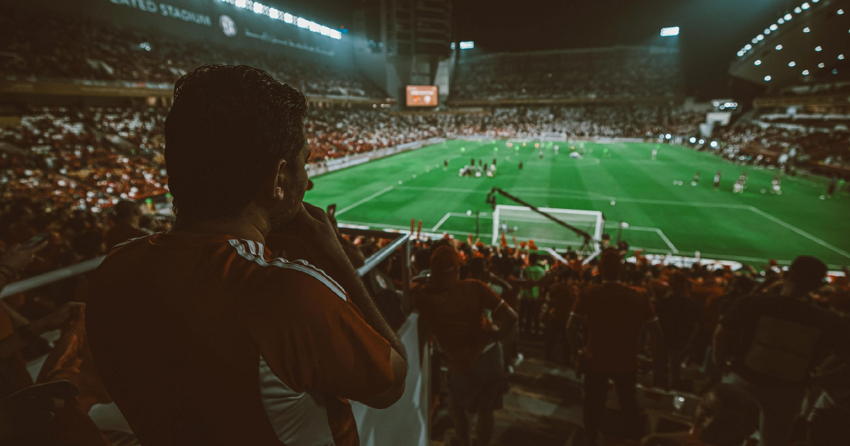 Amerykanizacja piłki nożnej na mundialu 2026: czego mogą spodziewać się kibice?