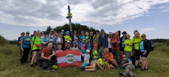 Wędrówka nieznanym Beskidem z PTTK Sanok (ZDJĘCIA)