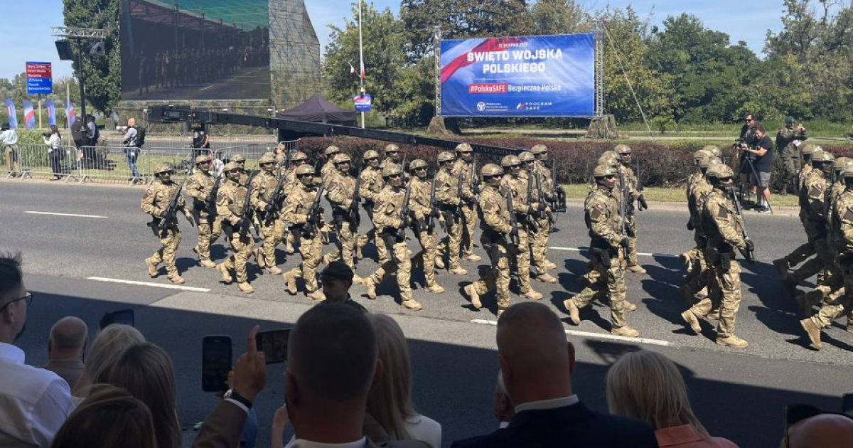 ŚWIĘTO WOJSKA POLSKIEGO: Uroczyste obchody w Warszawie [ZDJĘCIA]