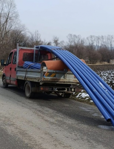 RYMANÓW: Niebezpieczne rury wystawały z ciężarówki. Kierowca pod wpływem alkoholu