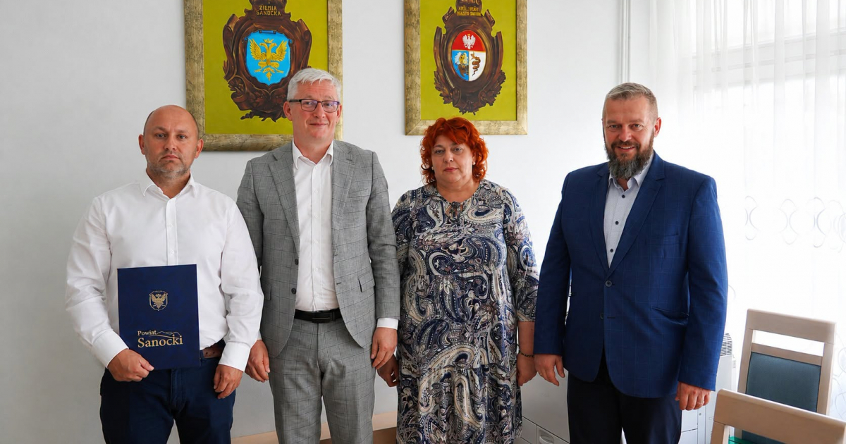 POWIAT SANOCKI. Blisko 9 mln zł na drogę i nowy most w Rzepedzi! [ZDJĘCIA]