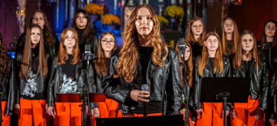 Sanok śpiewa dla Ojczyzny. Wzruszający koncert patriotyczny w Kościele Farnym [VIDEO, ZDJĘCIA]