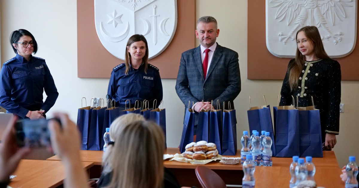 GMINA SANOK: Finał konkursu „Kocham, więc chronię. CyberWnuki w akcji!” [ZDJĘCIA]