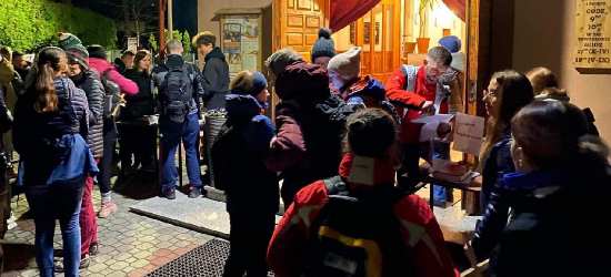 SANOK: Ponad 60 km w milczeniu i mroku. Ruszają zapisy na Ekstremalną Drogę Krzyżową [LISTA TRAS]