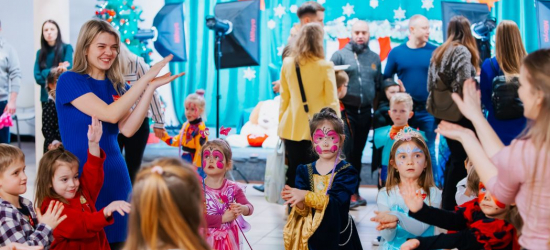 SANOK: Bal Karnawałowy w ZS 5. Zebrane środki trafiły do WOŚP! [ZDJĘCIA]