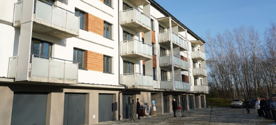 SANOK: Nowe bloki przy ul. Ustrzyckiej oficjalnie odebrane [ZDJĘCIA]