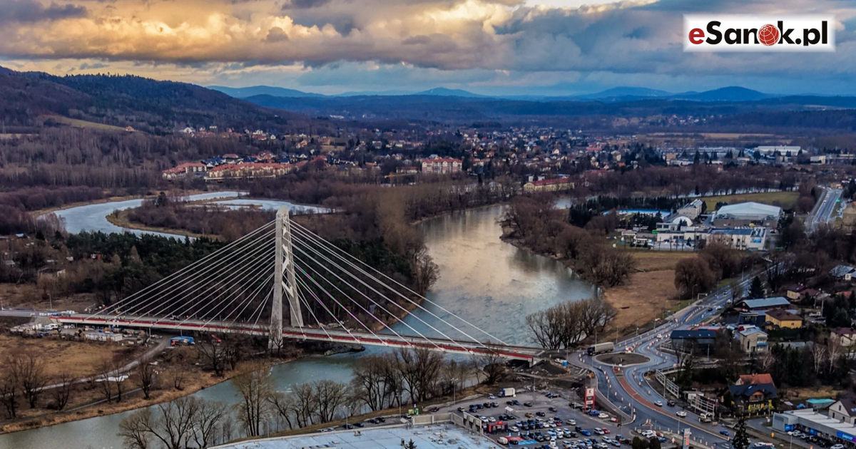 SANOK: Królowa Zofia patronką nowego mostu? Sanoczanie zdecydują