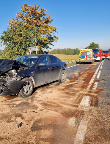 Zderzenie trzech samochodów w Klimkówce. Jedna osoba w szpitalu