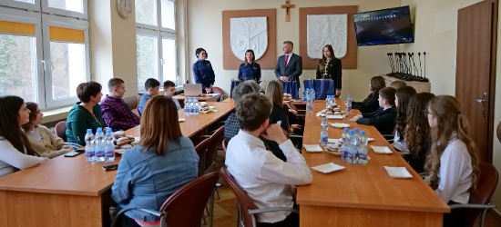 GMINA SANOK: Finał konkursu „Kocham, więc chronię. CyberWnuki w akcji!” [ZDJĘCIA]