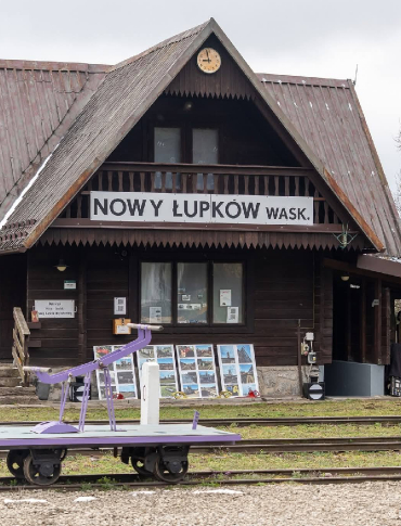 POWIAT SANOCKI: Historyczne obiekty kolejowe odzyskają dawny blask? Ważny krok w Komańczy