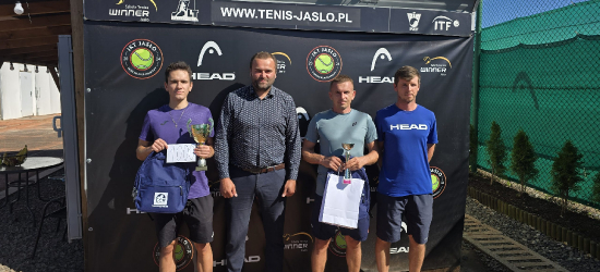 Sportowe emocje w Jaśle. Tenisiści rywalizowali o puchar Mateusza Lechwara [ZDJĘCIA]