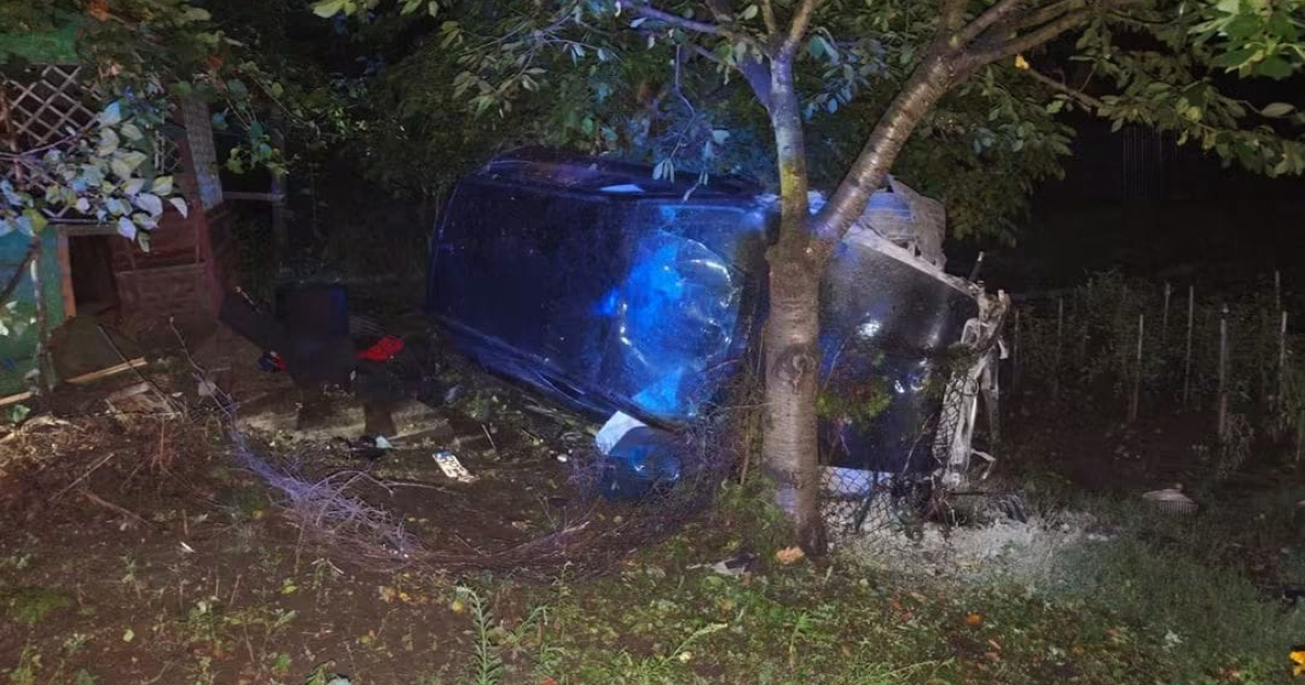 PODKARPACIE. Rozbił audi na prywatnej posesji. Miał ponad 1,5 promila alkoholu!