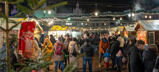 Świąteczna atmosfera w Sanoku. Trwa Jarmark Bożonarodzeniowy
