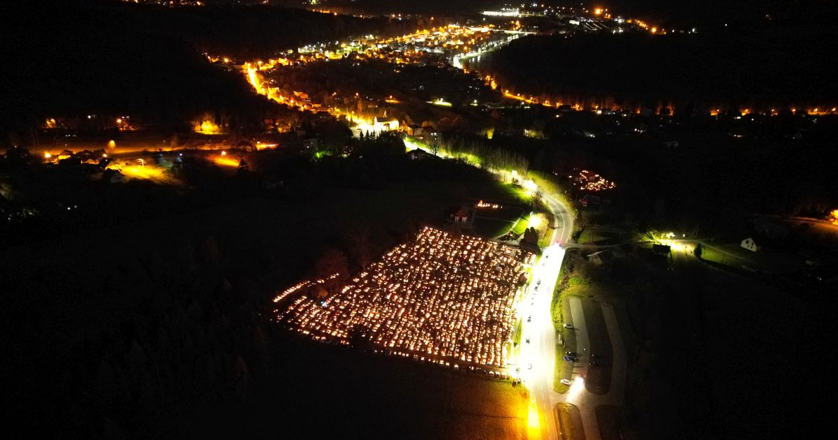 ZAGÓRZ: Cmentarz w blasku świateł [VIDEO, ZDJĘCIA]